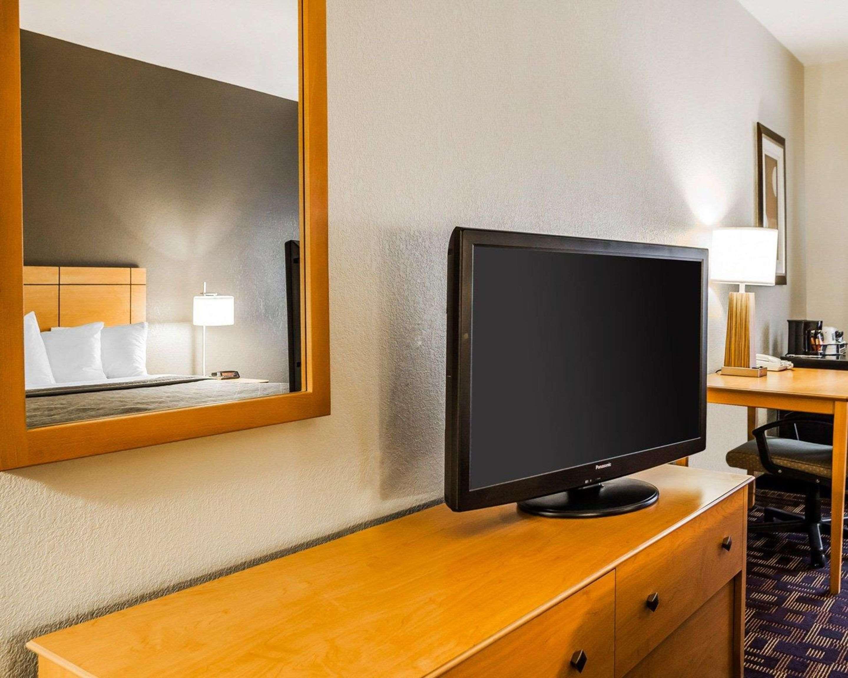 Quality Inn & Suites Des Moines Airport Luaran gambar