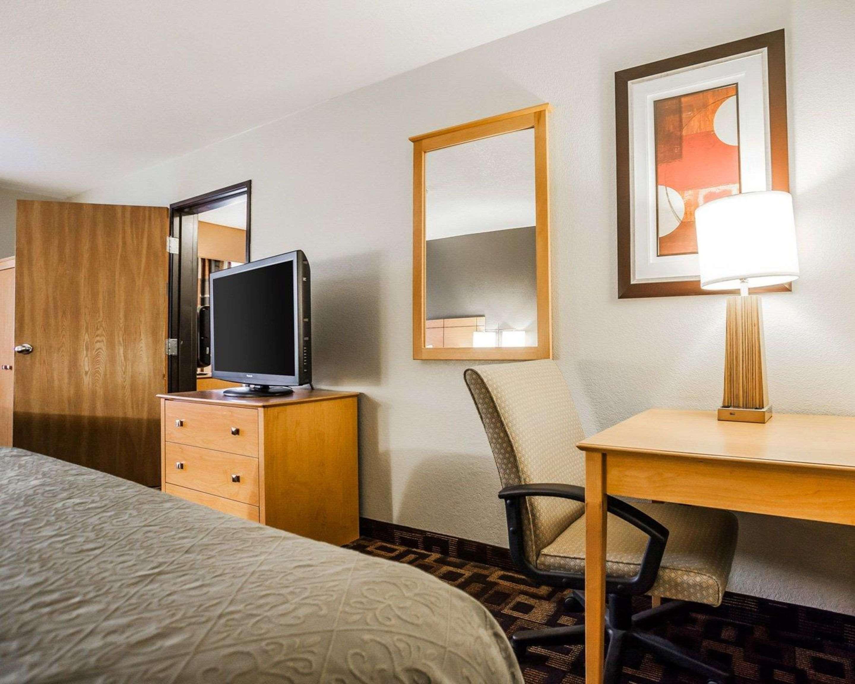 Quality Inn & Suites Des Moines Airport Luaran gambar