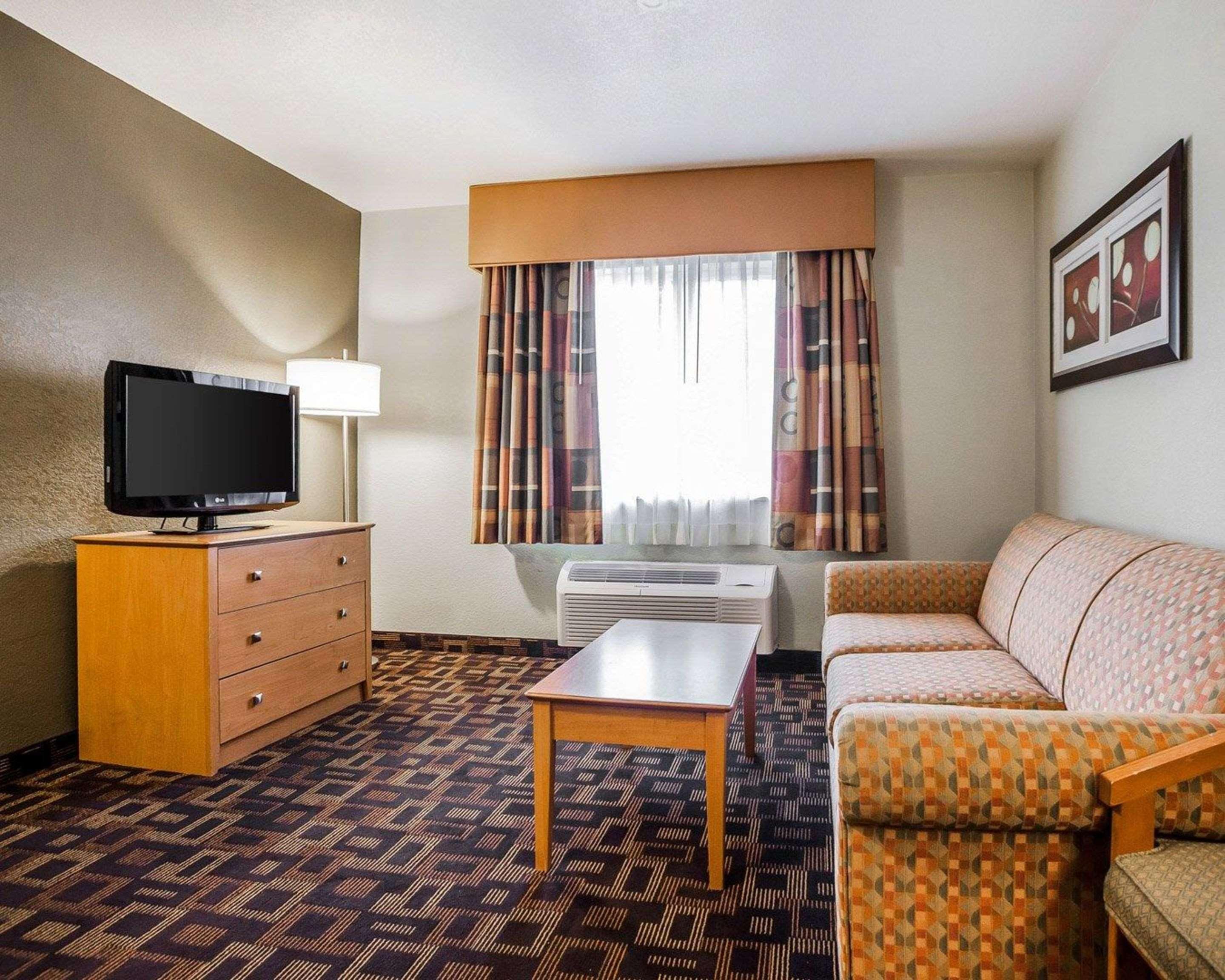 Quality Inn & Suites Des Moines Airport Luaran gambar