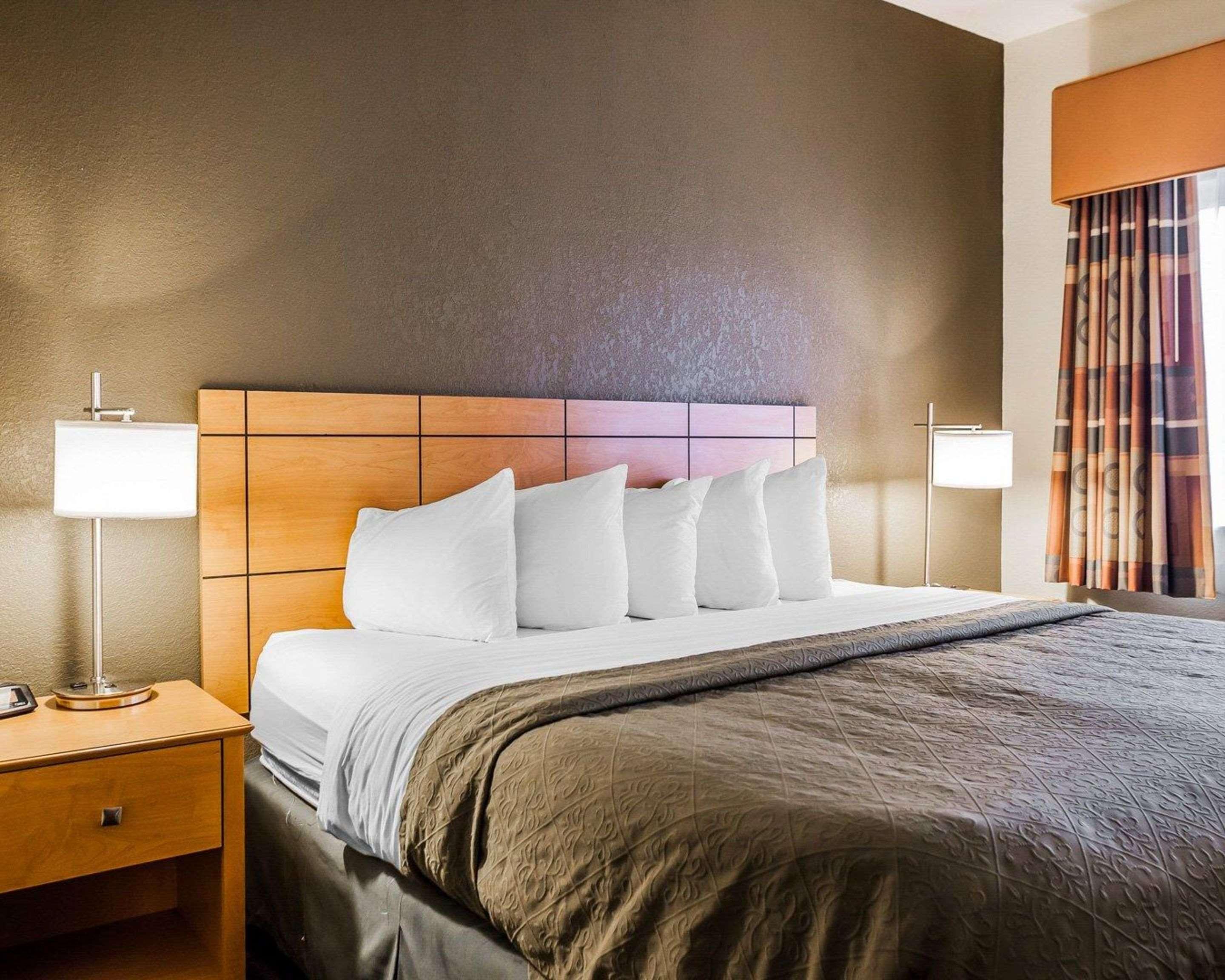 Quality Inn & Suites Des Moines Airport Luaran gambar