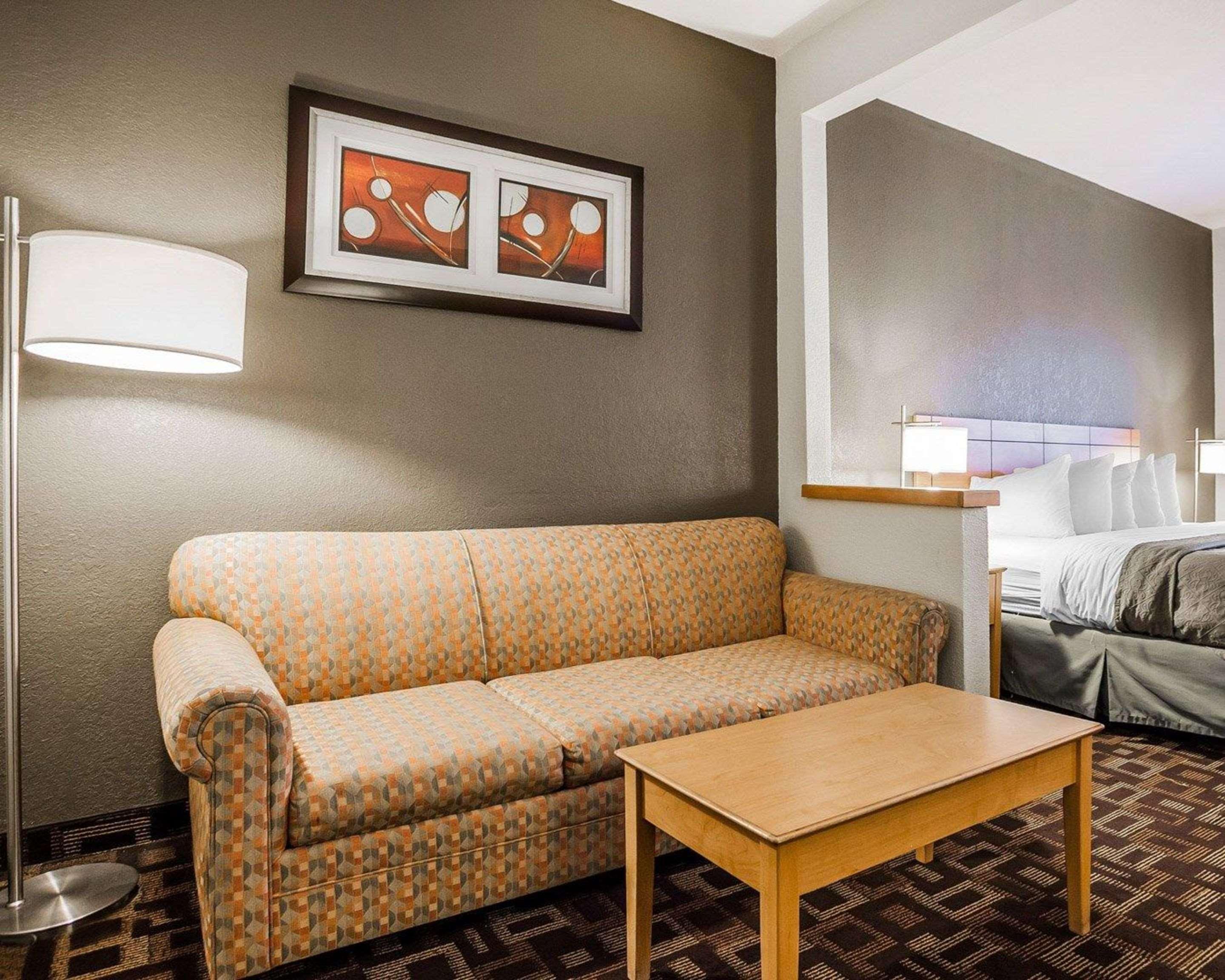 Quality Inn & Suites Des Moines Airport Luaran gambar