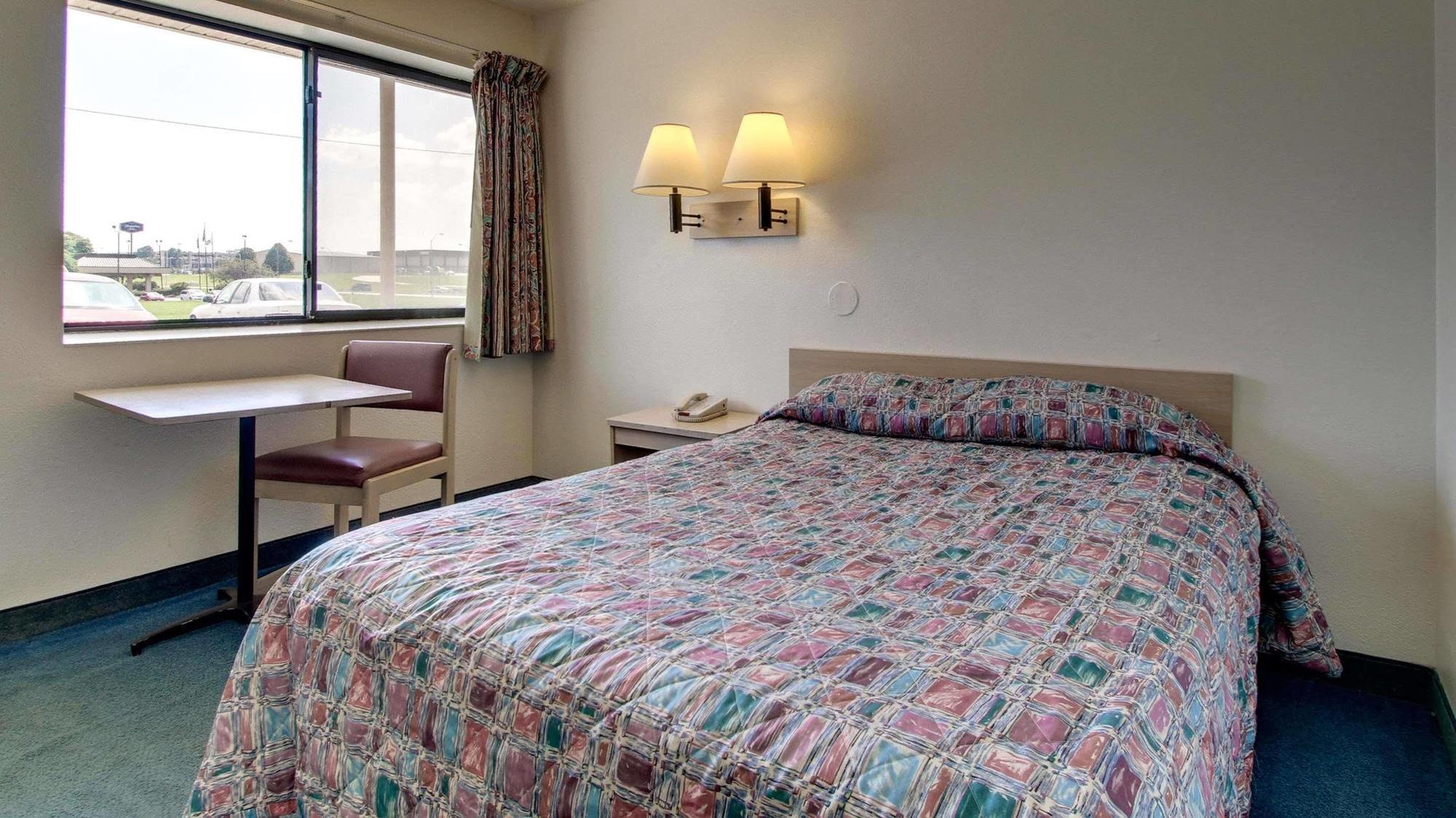 Quality Inn & Suites Des Moines Airport Luaran gambar