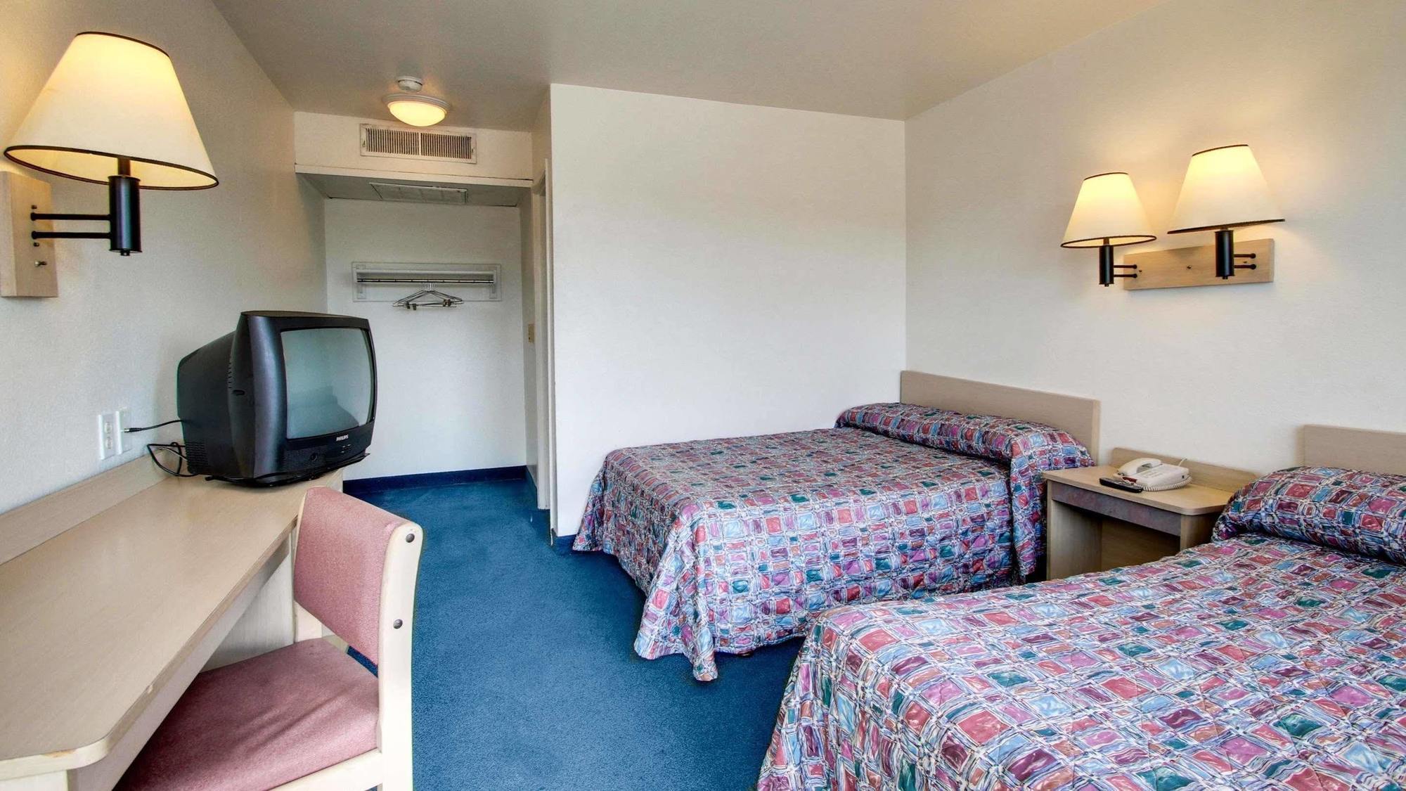 Quality Inn & Suites Des Moines Airport Luaran gambar